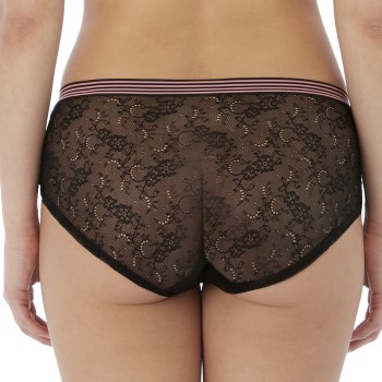 Freya Wild Short