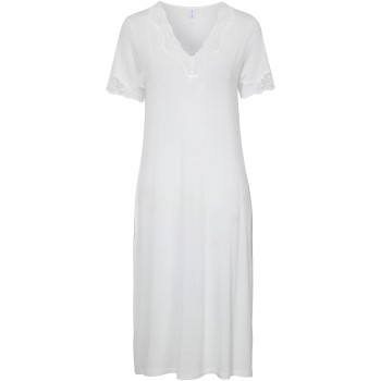 Damella Bamboo Plain Lace Short Sleeve Nightdress
