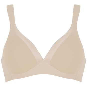 Naturana Everyday Wednesday Padded Soft Bra