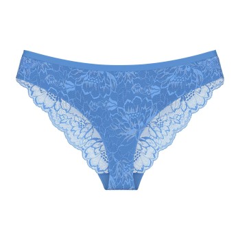 Triumph Amourette Charm Conscious Brazillian 