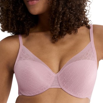 Triumph Signature Sheer WHP EX