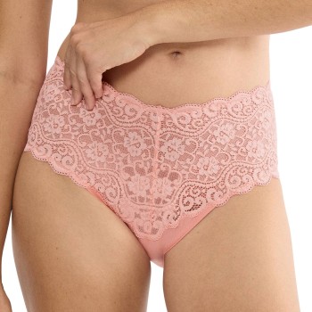 Triumph Amourette Maxi