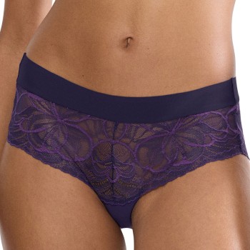 Triumph Body Make-Up Illusion Lace Shorty