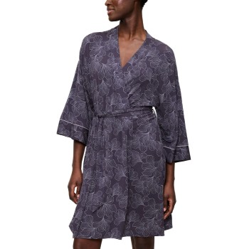 Triumph Aura Spotlight Robe