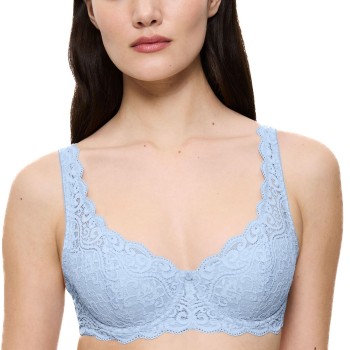 Triumph Amourette Wired Bra With Lace