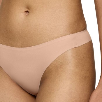 Triumph Smart Invisible String