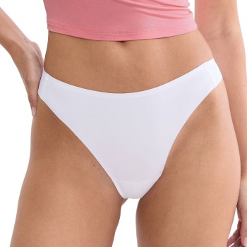 Triumph Smart Invisible String