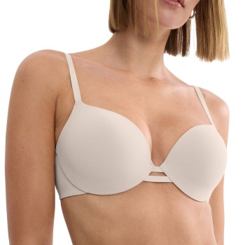 Triumph Body Make-Up Illusion WHP EX