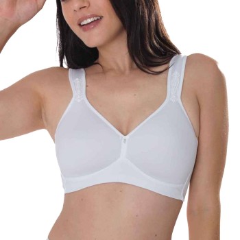 Sassa Beautiful Embroidery Soft Spacer Bra